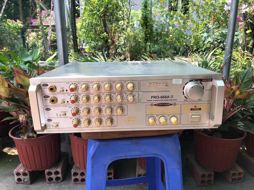 Amply karaoke California PRO-666A II Bạc. Mua bán Tivi, Âm thanh tại Thành phố Thủ Đức Tp Hồ Chí Minh được đăng bởi Xuân Bằng hình 1