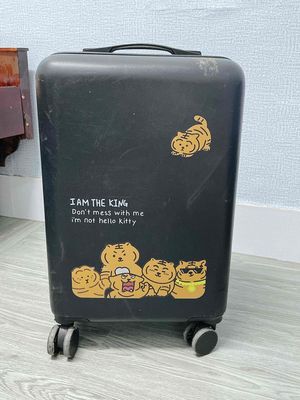 vali xách tay thanh lý. Mua bán Túi xách tại Thành phố Cà Mau Cà Mau được đăng bởi Yi Hi