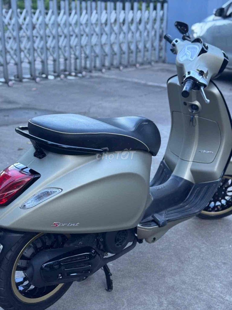 Vespa phanh ABS máy igert Zin chất chính chủ. Mua bán Xe máy tại Quận Thanh Khê Đà Nẵng được đăng bởi A Dũng hình 6