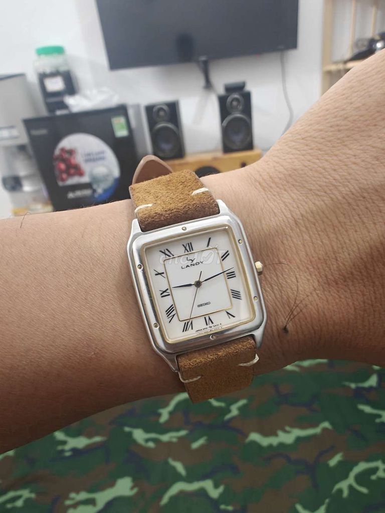Đồng hồ Seiko Landy Vintage Tank Nam. Mua bán Đồng hồ tại Thành phố Điện Biên Phủ Điện Biên được đăng bởi Nguyễn Văn Đại hình 1