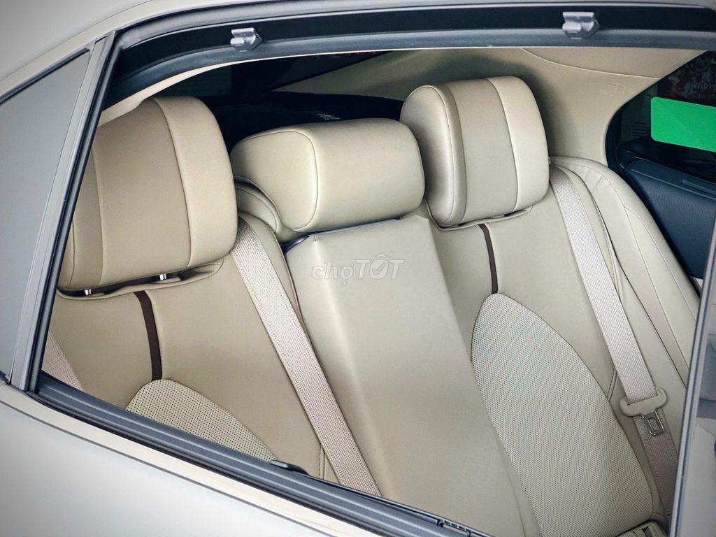 Toyota Camry 2.5Q 2023 - 50000 km. Mua bán Ô tô tại Quận Gò Vấp Tp Hồ Chí Minh được đăng bởi Kim Ngân Xe Lướt hình 9