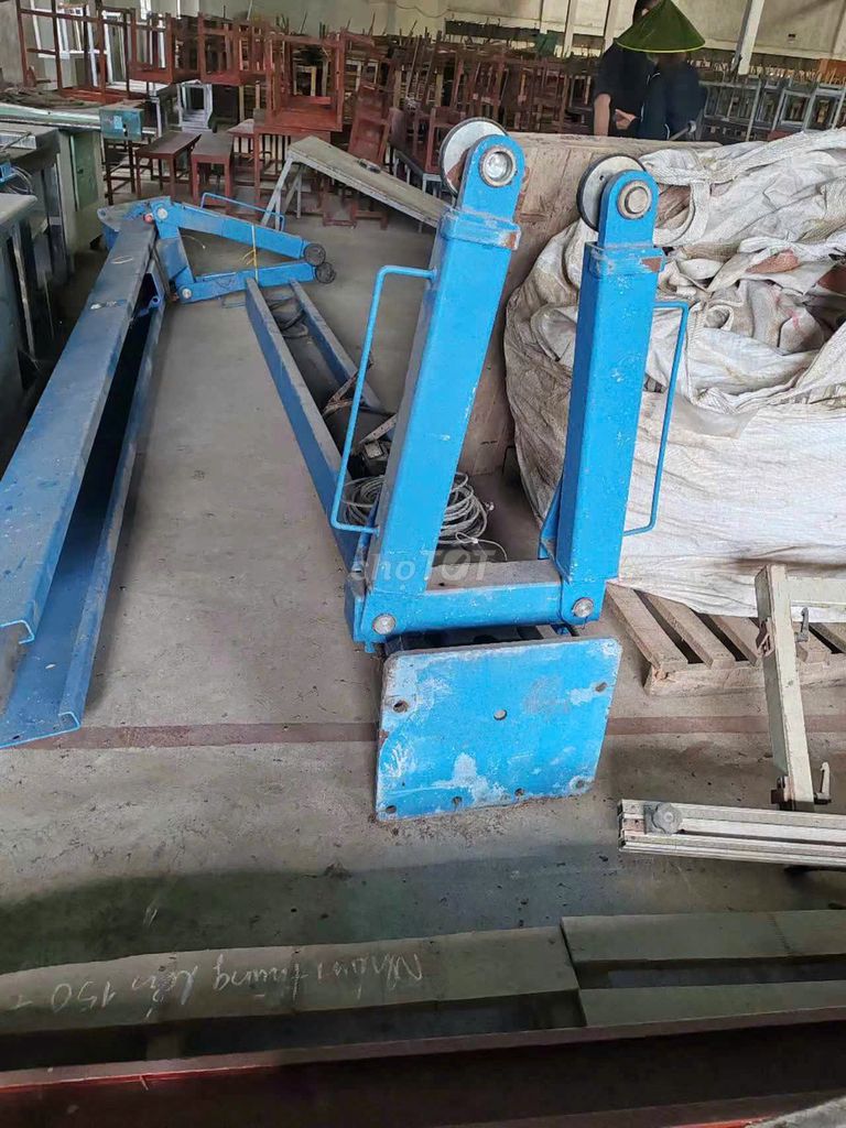 Bán Giàn Nâng ô tô, còn mới, sử dụng vài lần 18 tr. Mua bán Phụ tùng xe tại Quận Hải Châu Đà Nẵng được đăng bởi Minh hình 3