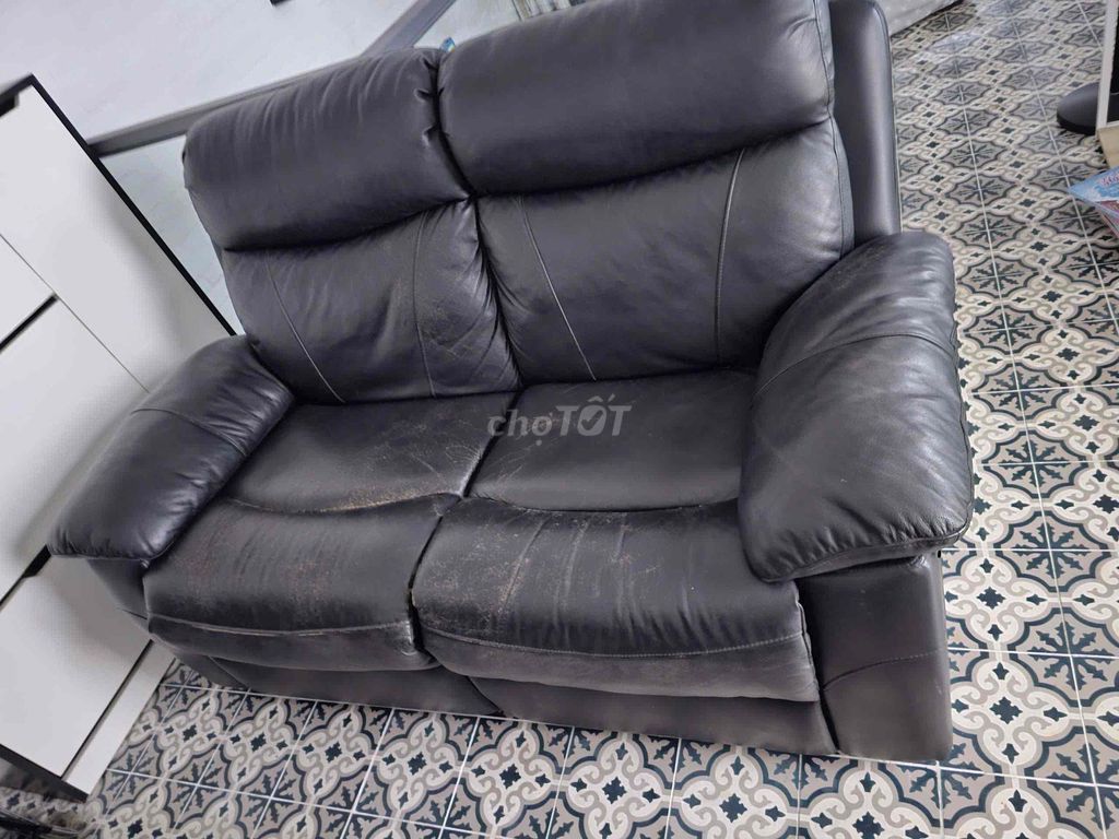 Ghế sofa da đen 4 người bật nằm cơ. Mua bán Bàn ghế tại Huyện Nhà Bè Tp Hồ Chí Minh được đăng bởi Thanh hình 1