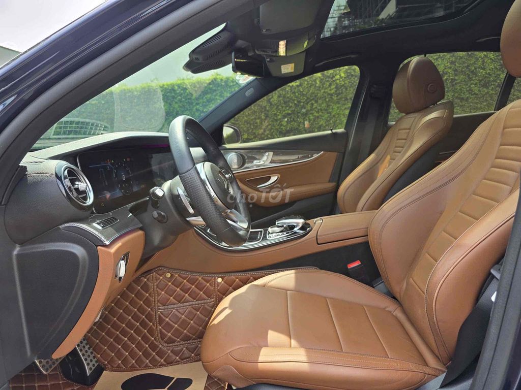 Mercedes E300 AMG 2020 Siu Lướt 22.000 km. Mua bán Ô tô tại Quận Bình Tân Tp Hồ Chí Minh được đăng bởi Hoàng Thọ hình 9