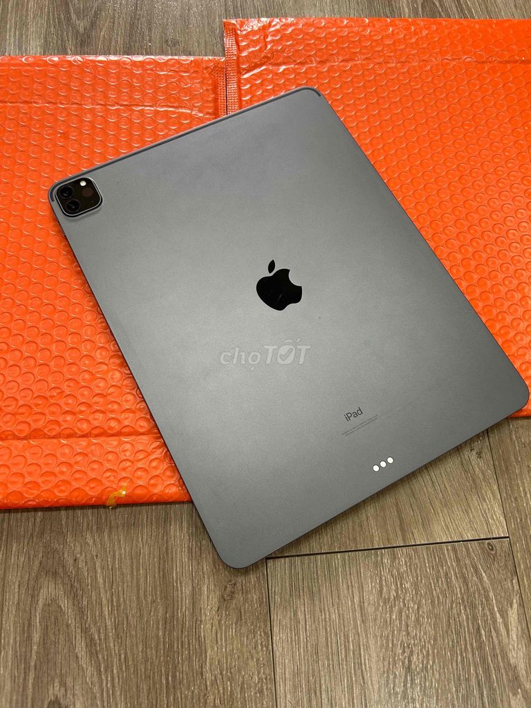 iPad Pro 12.9 inch M1 256GB Wifi Gray  99.99%. Mua bán Máy tính bảng tại Quận Đống Đa Hà Nội được đăng bởi Hoàng Điển Trai Long hình 1