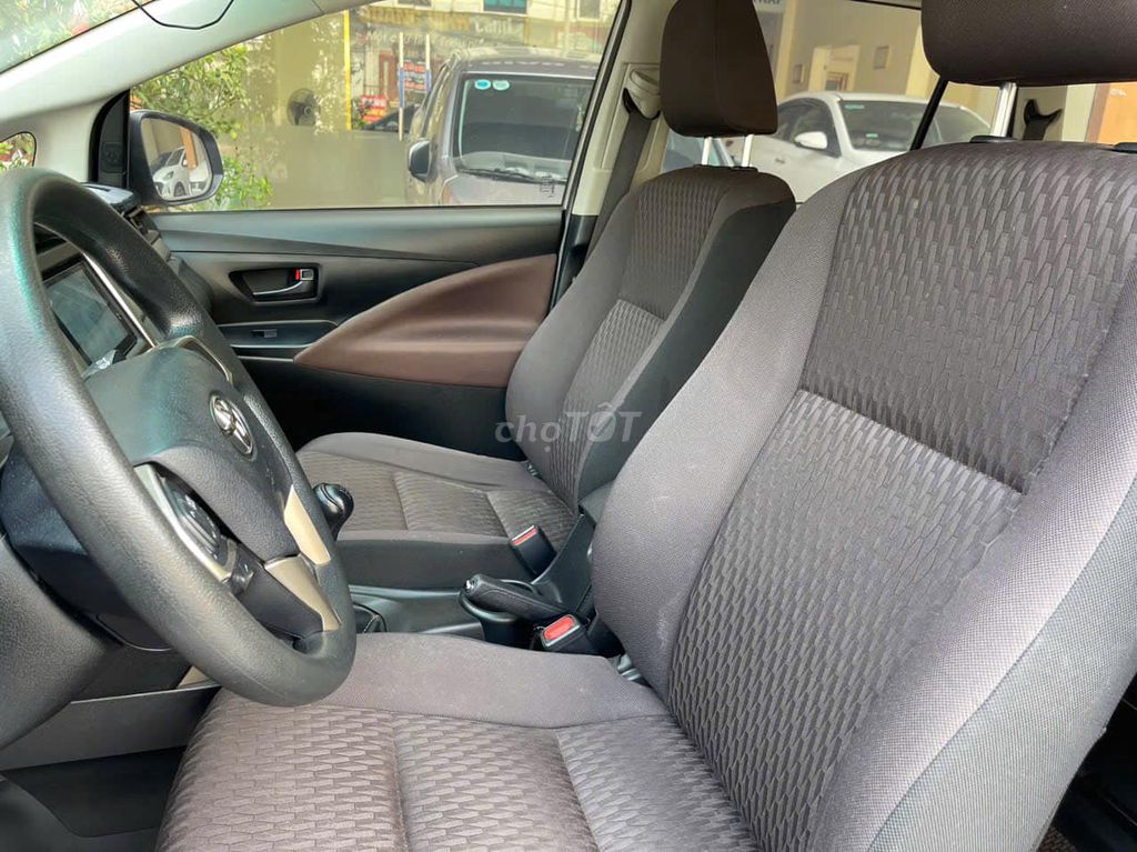 Cần bán Innova 2020 số sàn form mới zin đẹp. Mua bán Ô tô tại Quận 12 Tp Hồ Chí Minh được đăng bởi Quang hình 7