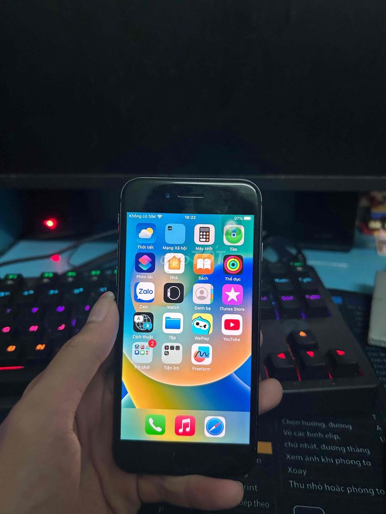 Apple iPhone 8 Đen Đã sử dụng. Mua bán Điện thoại tại Quận Ninh Kiều Cần Thơ được đăng bởi Lưu đạt hình 1