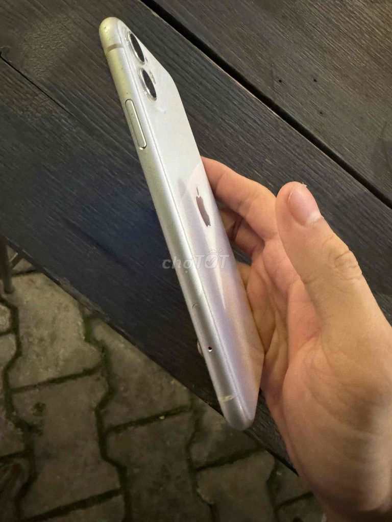 Apple iPhone 11 64GB Trắng Mới. Mua bán Điện thoại tại Thành phố Thủ Đức Tp Hồ Chí Minh được đăng bởi nguyenthithanhcm1986 hình 1