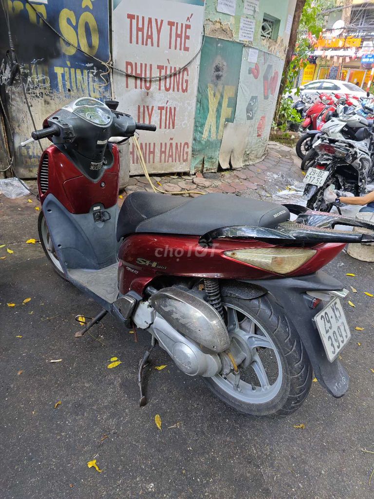 Bán xe Sh Nhập 2007 máy êm. Mua bán Xe máy tại Quận Hai Bà Trưng Hà Nội được đăng bởi Duy Long hình 1