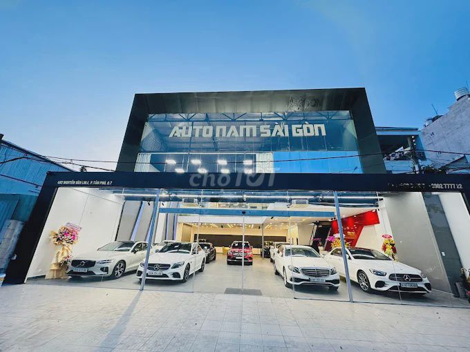 Cho thuê mặt bằng đẹp Nguyễn Văn Linh, Bình Thuận, Quận 7. DT: 20x30m