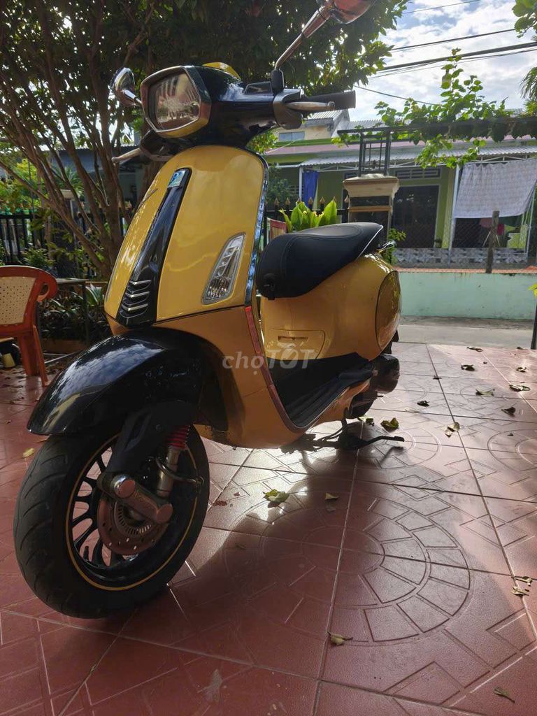 Vespa sprint. Mua bán Xe máy tại Thị xã Điện Bàn Quảng Nam được đăng bởi Vũ hình 1