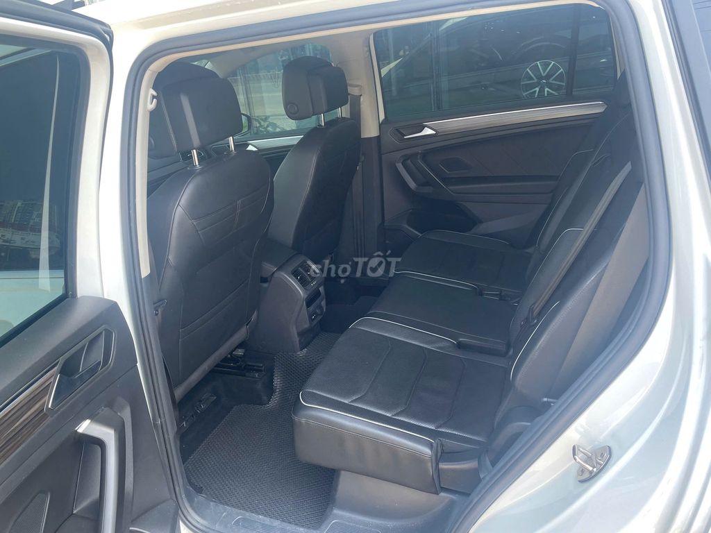 Volkswagen Tiguan Trắng 59929 km. Mua bán Ô tô tại Quận 3 Tp Hồ Chí Minh được đăng bởi Volkswagen Central hình 6