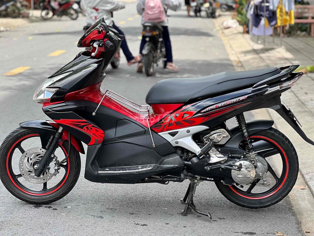 Bán AB2008 Xăng Cơ Máy Zin Êm Biển 65 9chủ. Mua bán Xe máy tại Quận Ô Môn Cần Thơ được đăng bởi Huỳnh Thắng hình 2