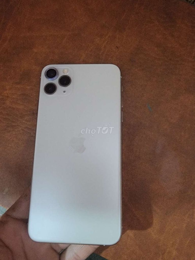 Apple iPhone 11 Pro Max 64GB Trắng. Mua bán Điện thoại tại Huyện Tam Nông Phú Thọ được đăng bởi Phạm Long hình 1