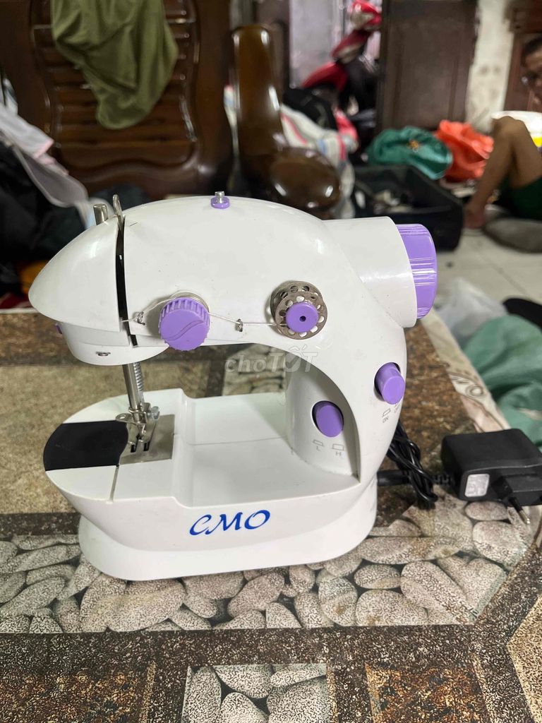 Máy may mini gia đình nhỏ gọn. Mua bán Nội thất, đồ gia dụng khác tại Quận Hoàng Mai Hà Nội được đăng bởi Kairiyeudau hình 1