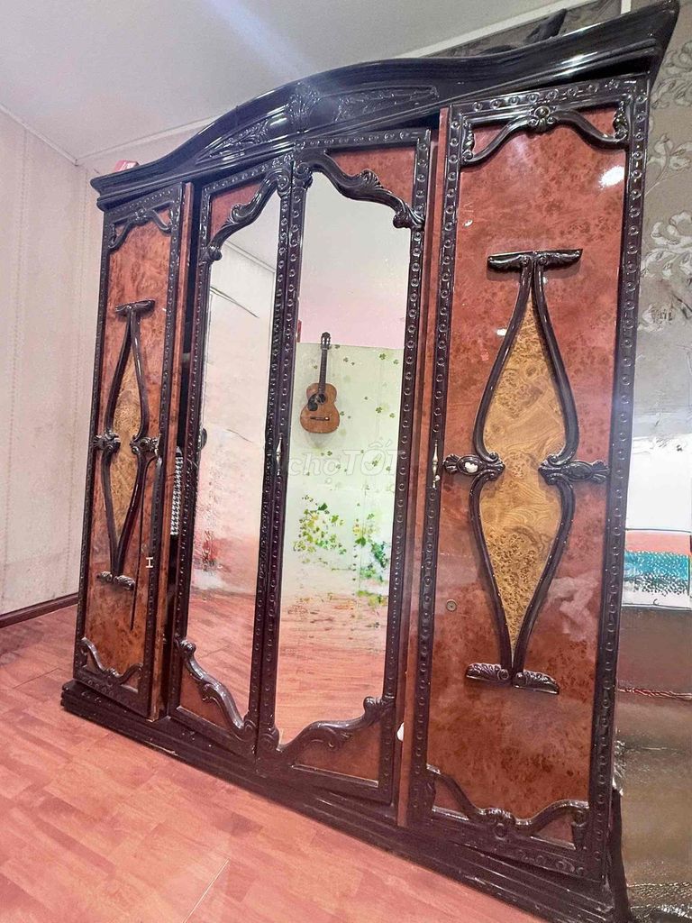 THANH LÝ TỦ ĐẸP GIÁ RẺ CÒN MỚI NGUYÊN. Mua bán Tủ, kệ gia đình tại Quận 1 Tp Hồ Chí Minh được đăng bởi uyen hình 1