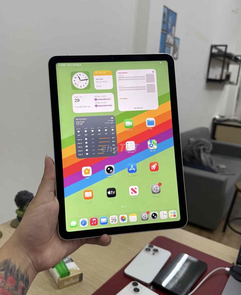 Apple iPad Air 4 Wifi 64GB Bạc. Mua bán Máy tính bảng tại Quận Đống Đa Hà Nội được đăng bởi KT Hà Nội Mobile hình 1