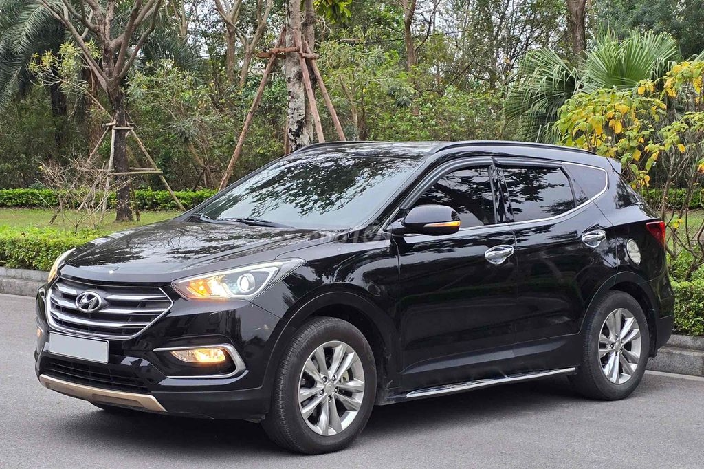 Hyundai Santa Fe 2017 2.4L - 88000 km. Mua bán Ô tô tại Thành phố Thanh Hóa Thanh Hóa được đăng bởi Dũng VA hình 2