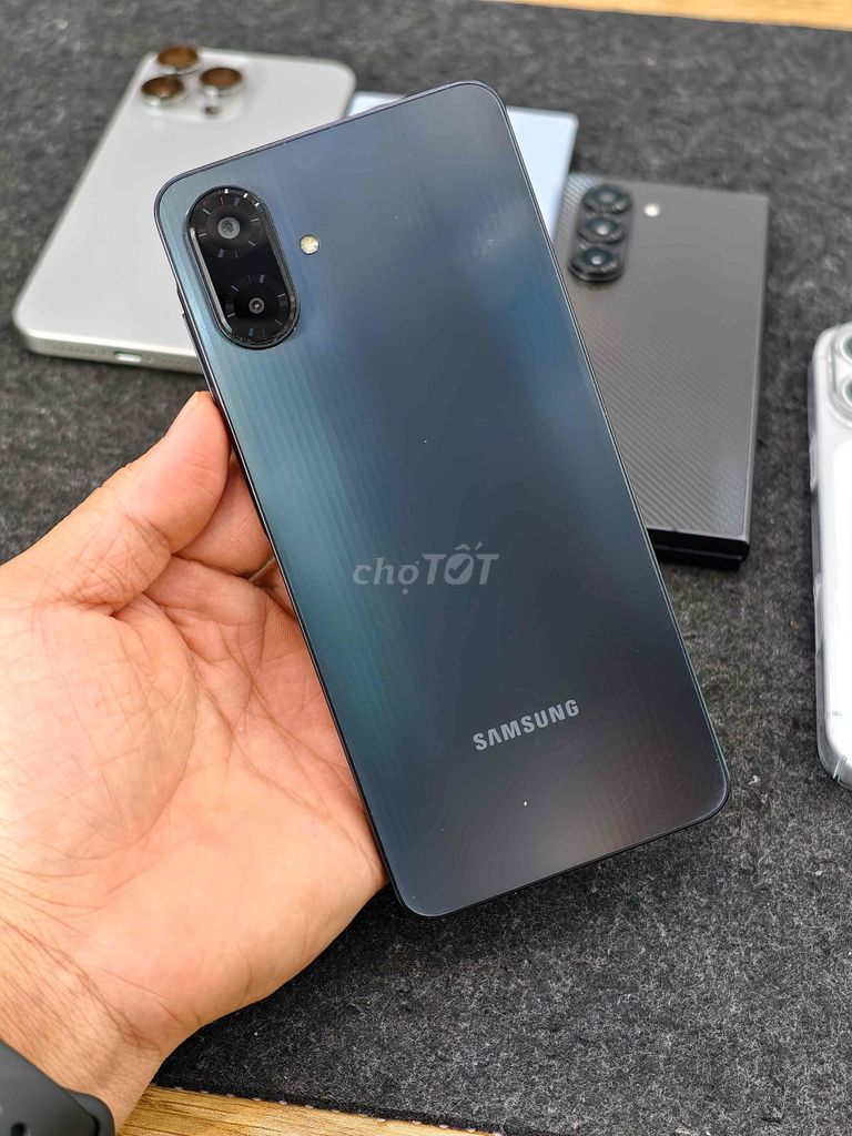 Samsung Galaxy A07 128GB Đen. Mua bán Điện thoại tại Quận 10 Tp Hồ Chí Minh được đăng bởi Khánh Trần hình 1