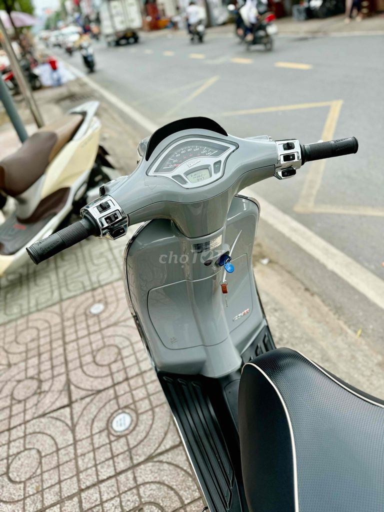 ❤️Piaggio Sprint 125 2022 Abs iGet, BSTP 9Chủ. Mua bán Xe máy tại Quận 8 Tp Hồ Chí Minh được đăng bởi Tấn Đạt hình 10