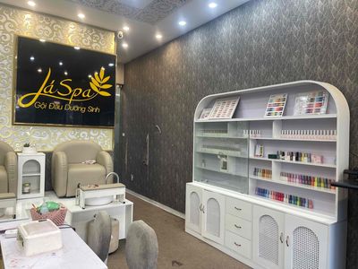 cho thuê và sang nhượng spa gội đầu dưỡng sinh. 2 tầng
