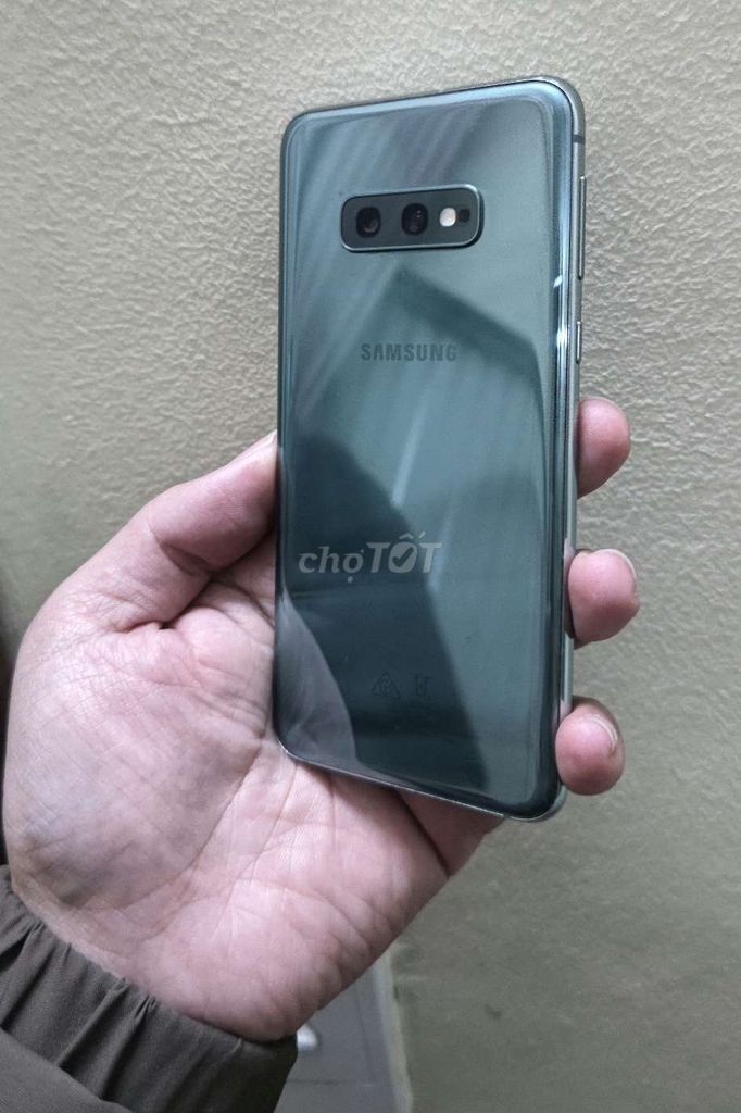 Samsung S10e chính hãng VN ngoại hình đẹp. Mua bán Điện thoại tại Quận Hai Bà Trưng Hà Nội được đăng bởi Teppi hình 1