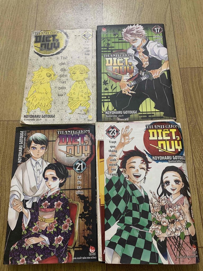 Thanh lý Combo 4 quyển truyện Thanh gươm diệt quỷ