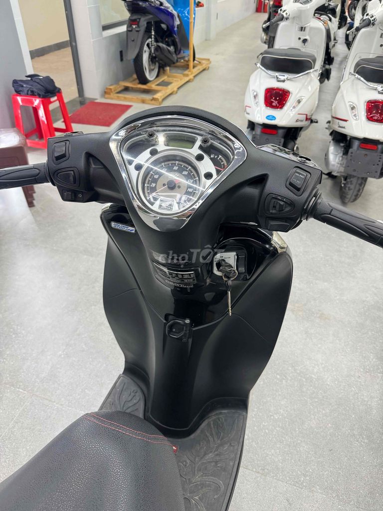 Honda SH Mode 2013 Đen rin xe chuẩn đẹp. Mua bán Xe máy tại Quận Cái Răng Cần Thơ được đăng bởi Cửa Hàng Xe Máy Quang Sang hình 5