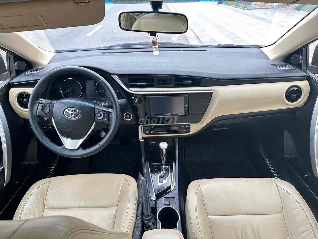 Toyota Corolla Altis 2019 1.8G Đen. Mua bán Ô tô tại Thành phố Hà Tĩnh Hà Tĩnh được đăng bởi Vĩnh Trung hình 7