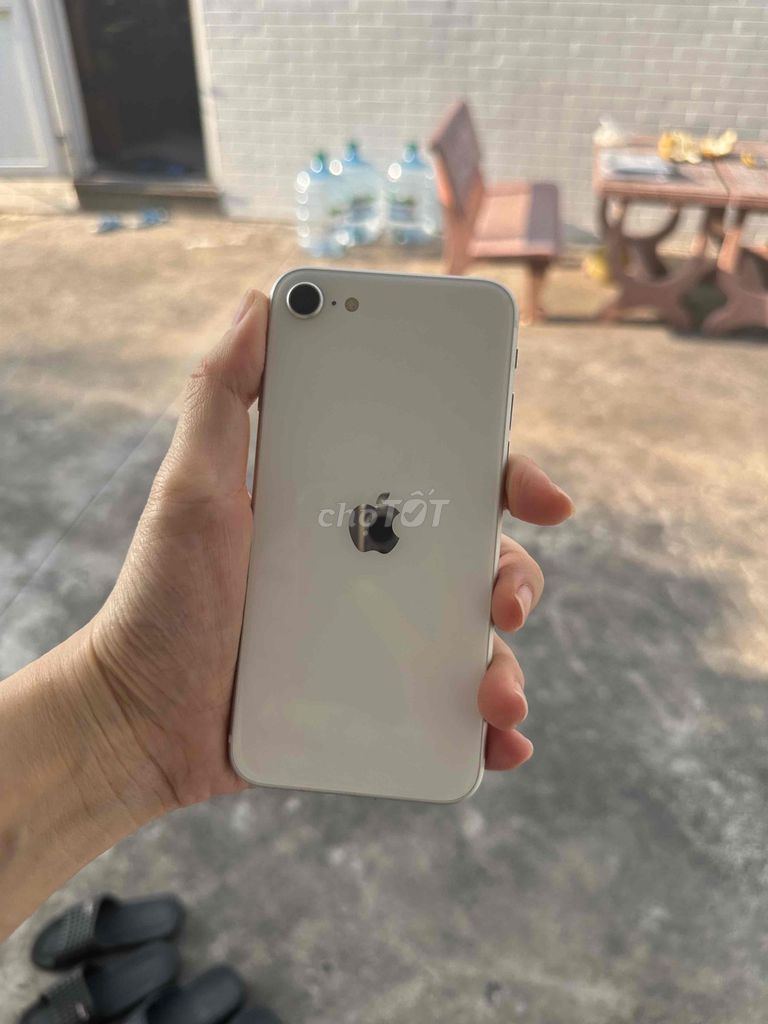 Apple iPhone SE2 128GB Trắng. Mua bán Điện thoại tại Huyện Hóc Môn Tp Hồ Chí Minh được đăng bởi Linh Thái hình 1
