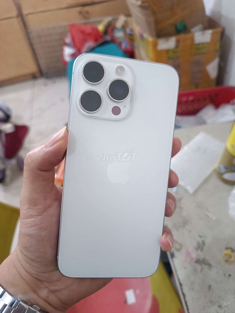 (Đà Nẵng) IPhone 15Prm 256GB Trắng VN/A zin áp p88. Mua bán Điện thoại tại Quận Cẩm Lệ Đà Nẵng được đăng bởi Nguyễn Đức Ngà hình 1