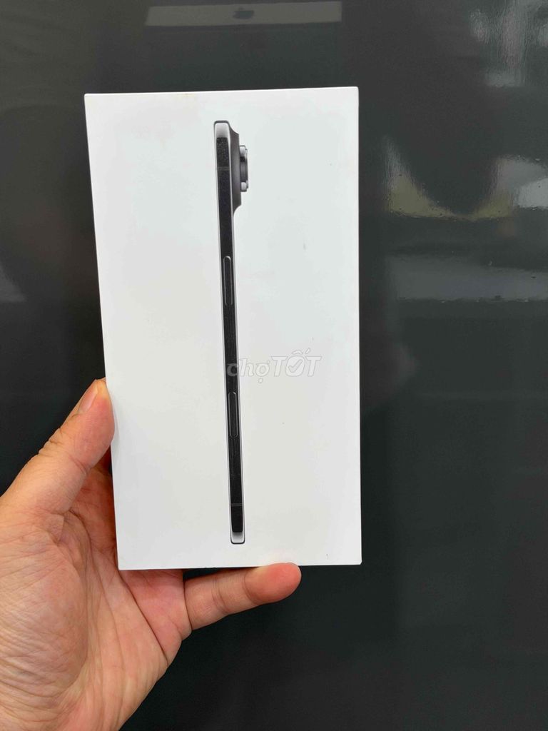 Apple iPhone 17 Air 256GB Đen VN New Seal 8388338. Mua bán Điện thoại tại Quận Ninh Kiều Cần Thơ được đăng bởi Quý Mobile Cần thơ hình 1