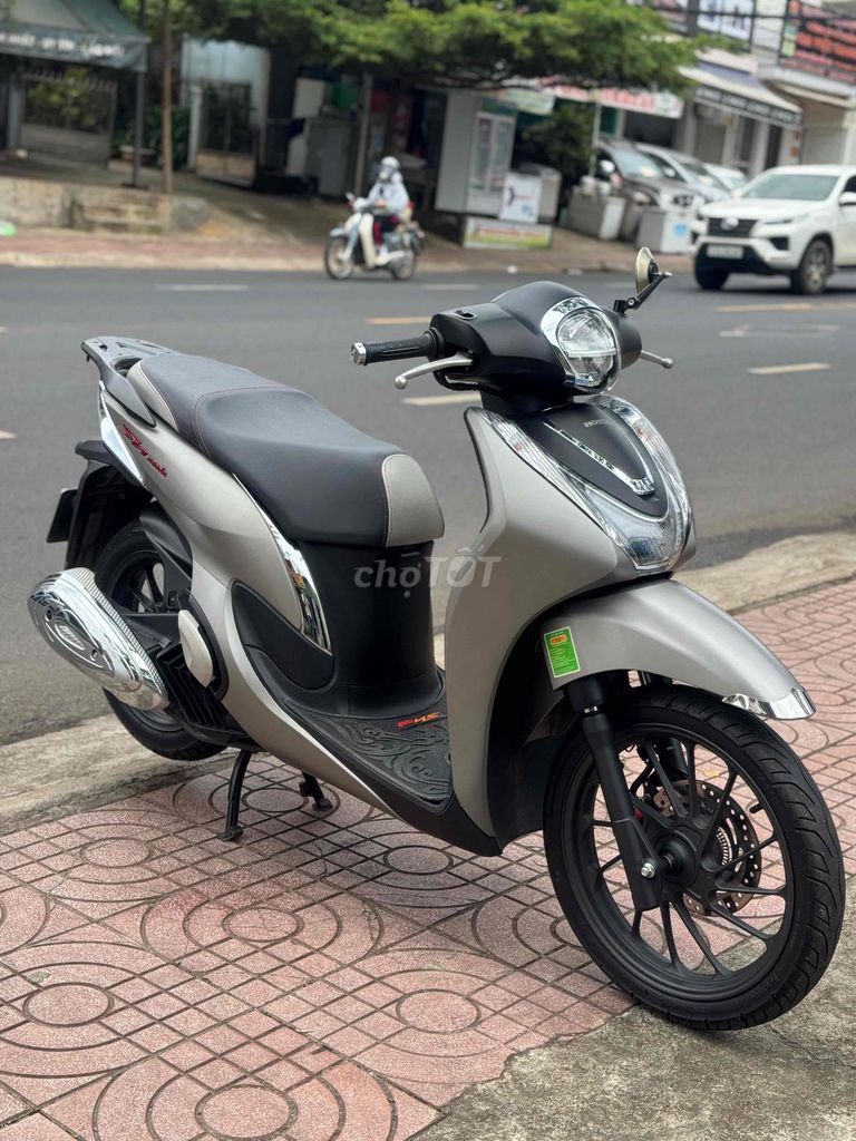 Sh mode bản full ABS chính chủ phố như mới. Mua bán Xe máy tại Thành phố Buôn Ma Thuột Đắk Lắk được đăng bởi Thu Hiền hình 4