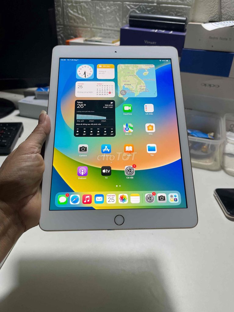 Apple iPad Gen 5 Wifi 4G 32GB Trắng Vàng Zin đẹp. Mua bán Máy tính bảng tại Thành phố Buôn Ma Thuột Đắk Lắk được đăng bởi táo zin BMT hình 1