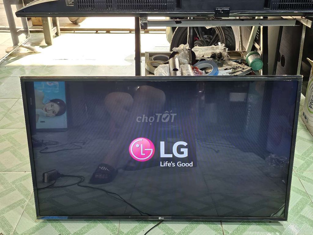 Smart Tivi LG 2K 43 inch - 43LM5700. Bluetooth 98%