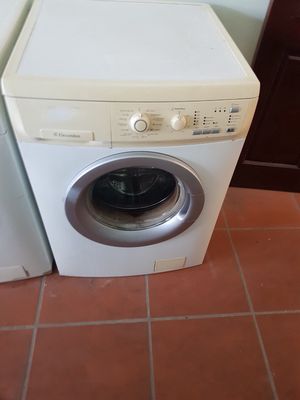 0372402704 - Máy giặt electrolux giặt vắt êm,tiết kiệm điện