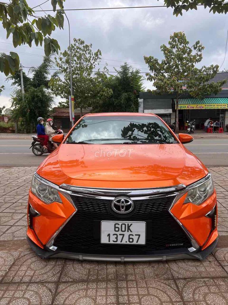 Toyota Camry 2016 2.0E xe gia đình