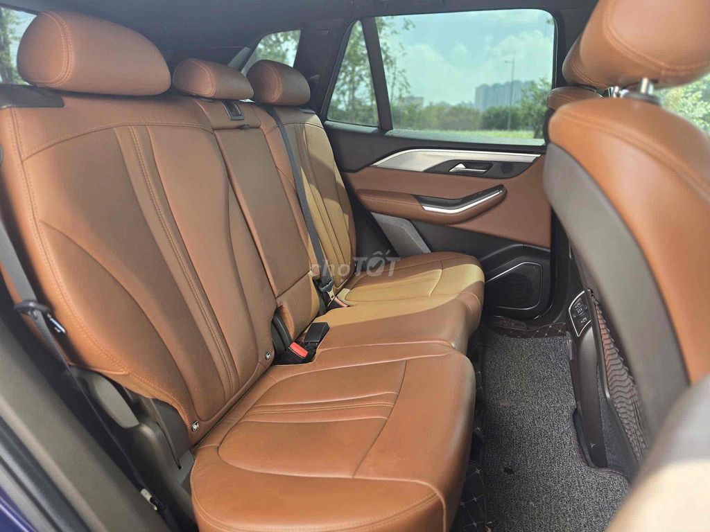 VinFast Lux SA2.0 2020 Premium 2.0 AT - 60000 km. Mua bán Ô tô tại Quận Thanh Xuân Hà Nội được đăng bởi Cường Auto 266 hình 10