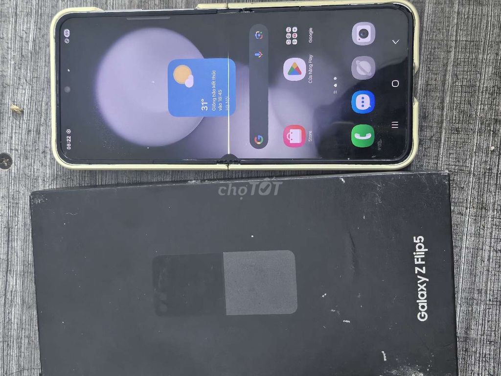 Samsung Galaxy Z Flip5 512GB 98%. Mua bán Điện thoại tại Quận Gò Vấp Tp Hồ Chí Minh được đăng bởi Thảo Phương hình 1