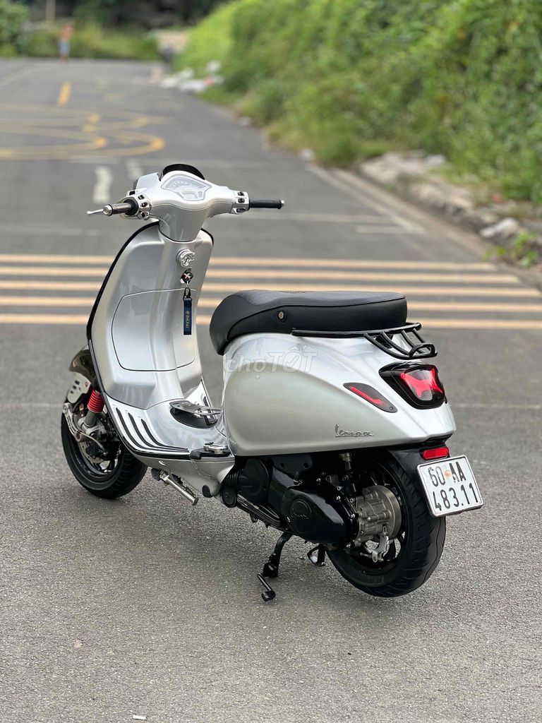 Vespa Sprint Bạc Porsche 2016 Úp Full Led Có Góp🎉🎉. Mua bán Xe máy tại Thành phố Biên Hòa Đồng Nai được đăng bởi Xe Máy Phát Đồng hình 3
