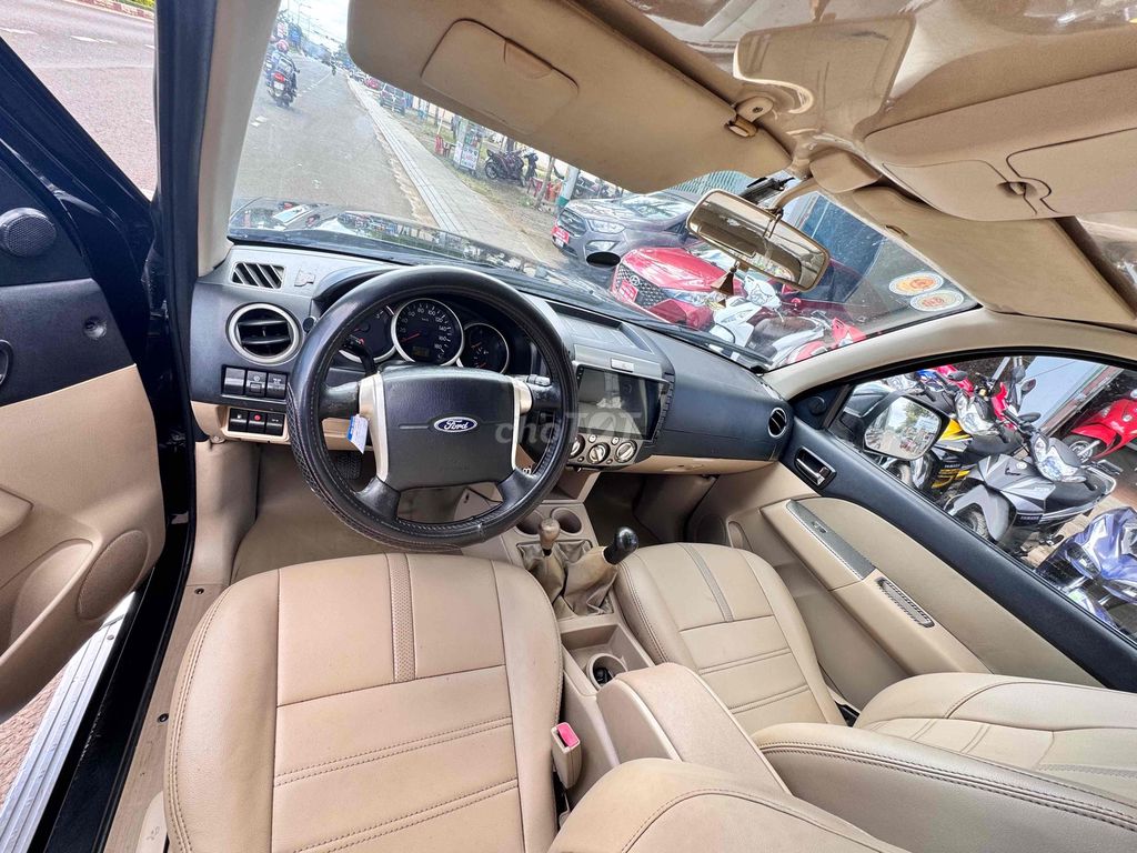 Ford Everest 2014 2.5L 4x4 MT - 150 km. Mua bán Ô tô tại Thành phố Pleiku Gia Lai được đăng bởi Ông Đặng hình 16