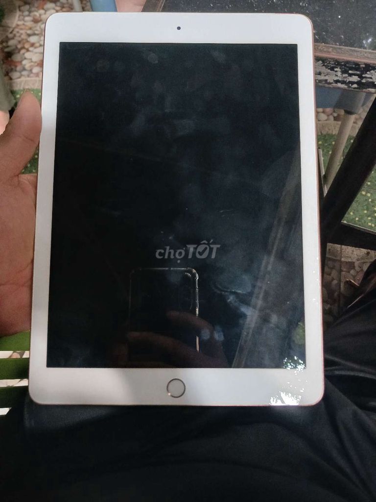 IPad Gen 6 hồng 32gb 4G Wifi zin all