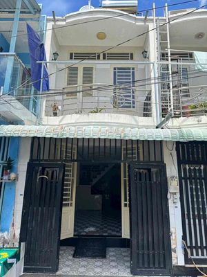 Phước Kiển .Nhà Bè .Nhà hẻm xe tải vào tới mơi .Đường lê văn lương