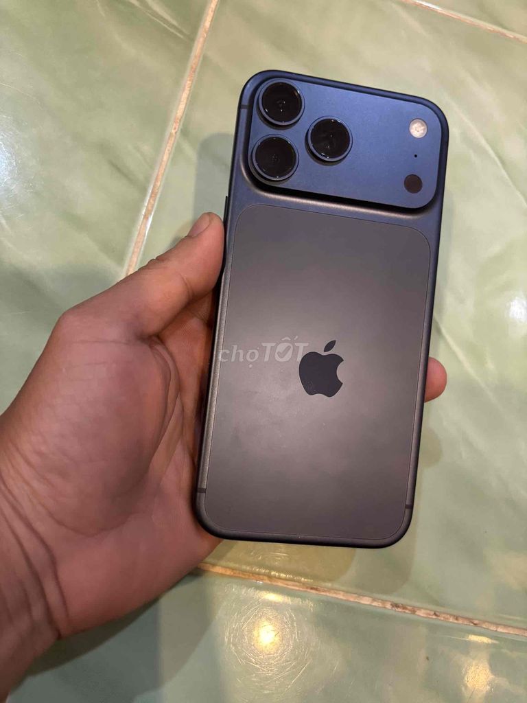 Apple iPhone 17 Pro Max 256GB Xanh. Mua bán Điện thoại tại Thành phố Bến Tre Bến Tre được đăng bởi Lê Trường hình 1