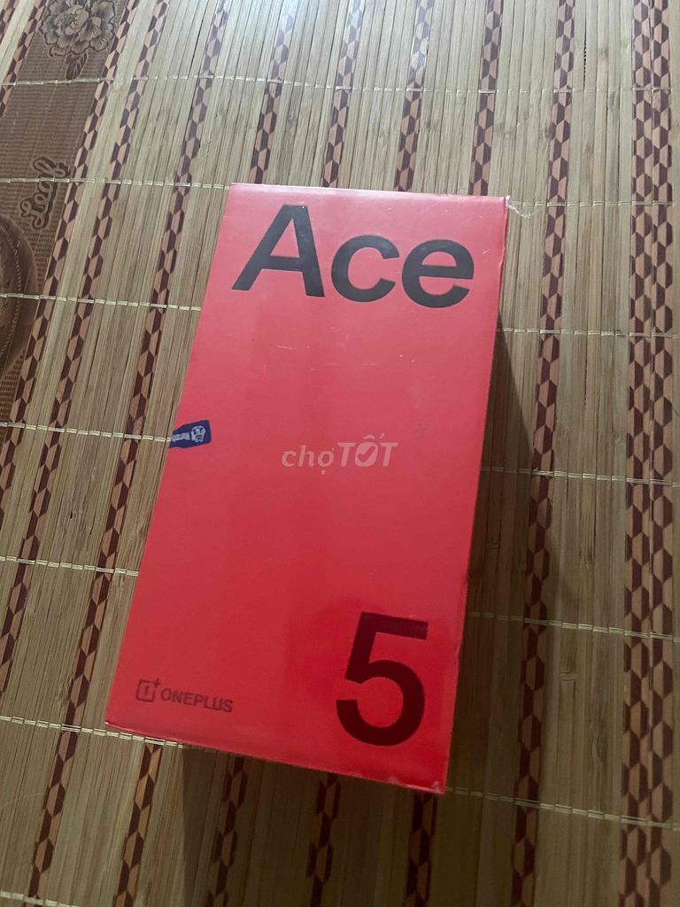 Oneplus Ace 5 12/256 màu titan new seal. Mua bán Điện thoại tại Huyện Đông Anh Hà Nội được đăng bởi Thảo Thảo hình 1