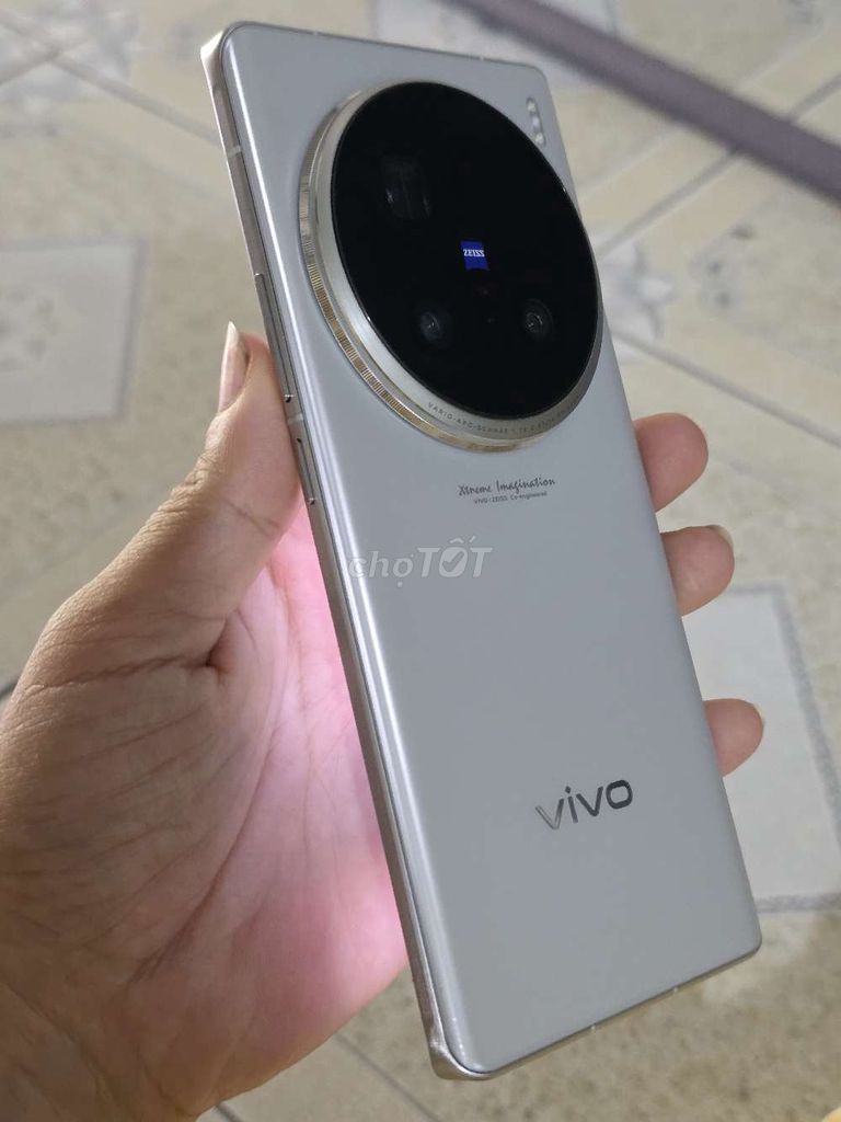 Vivo X100 Ultra 256GB Bạc 99%. Mua bán Điện thoại tại Thành phố Biên Hòa Đồng Nai được đăng bởi  dương hà  hình 1