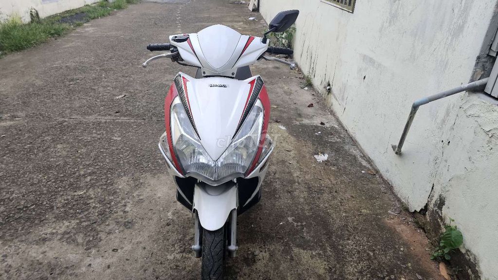 cần bán ab fi moi đẹp máy êm ru. Mua bán Xe máy tại Huyện Trảng Bom Đồng Nai được đăng bởi chu hai hình 3