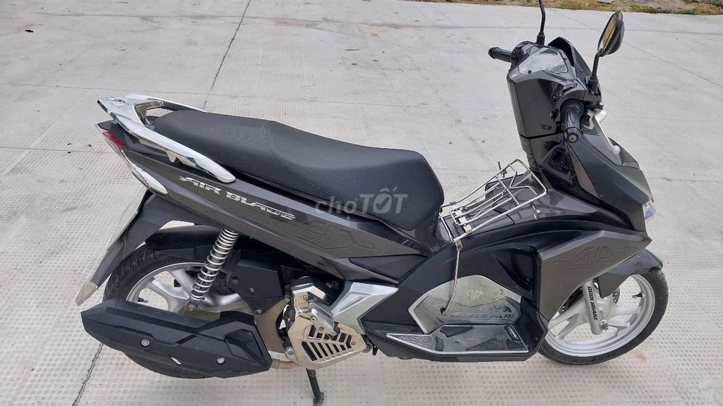 Honda Air Blade Xám 3D 63.980 km