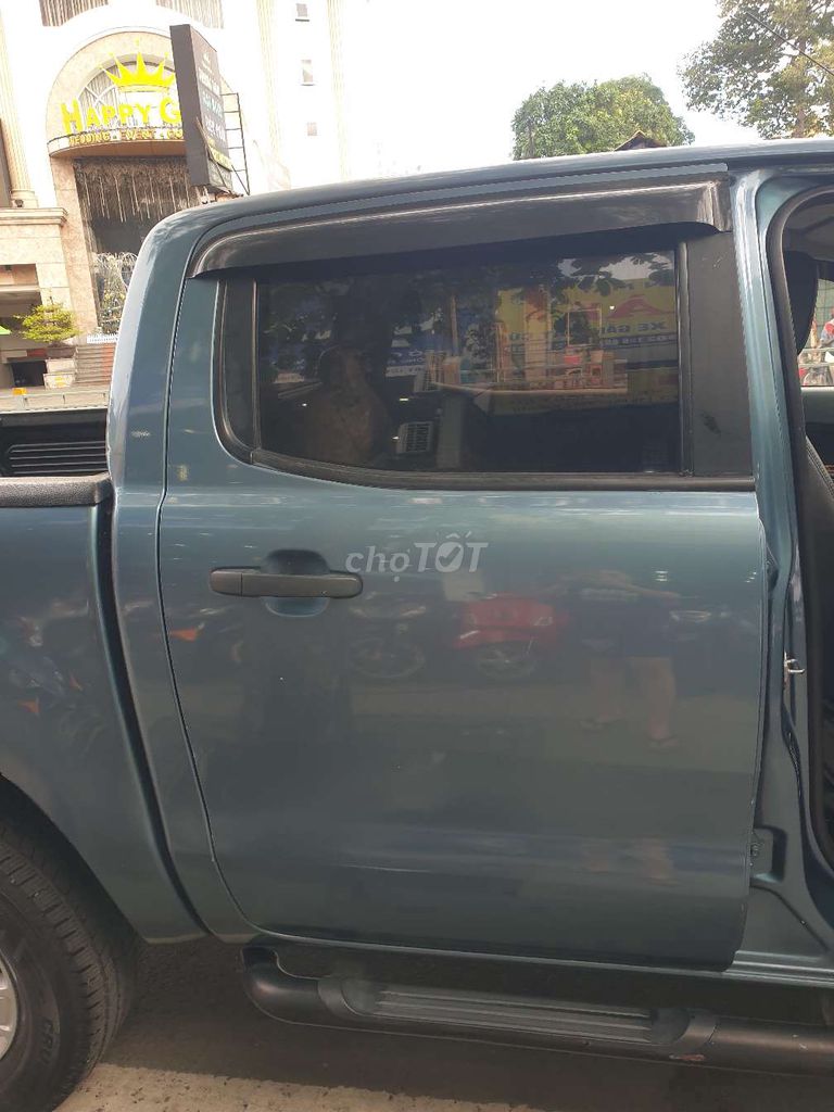 Ford Ranger 2014 XLS 2.2 128000 km bstp chính chủ. Mua bán Ô tô tại Quận Tân Phú Tp Hồ Chí Minh được đăng bởi nguyen thi diem my hình 8
