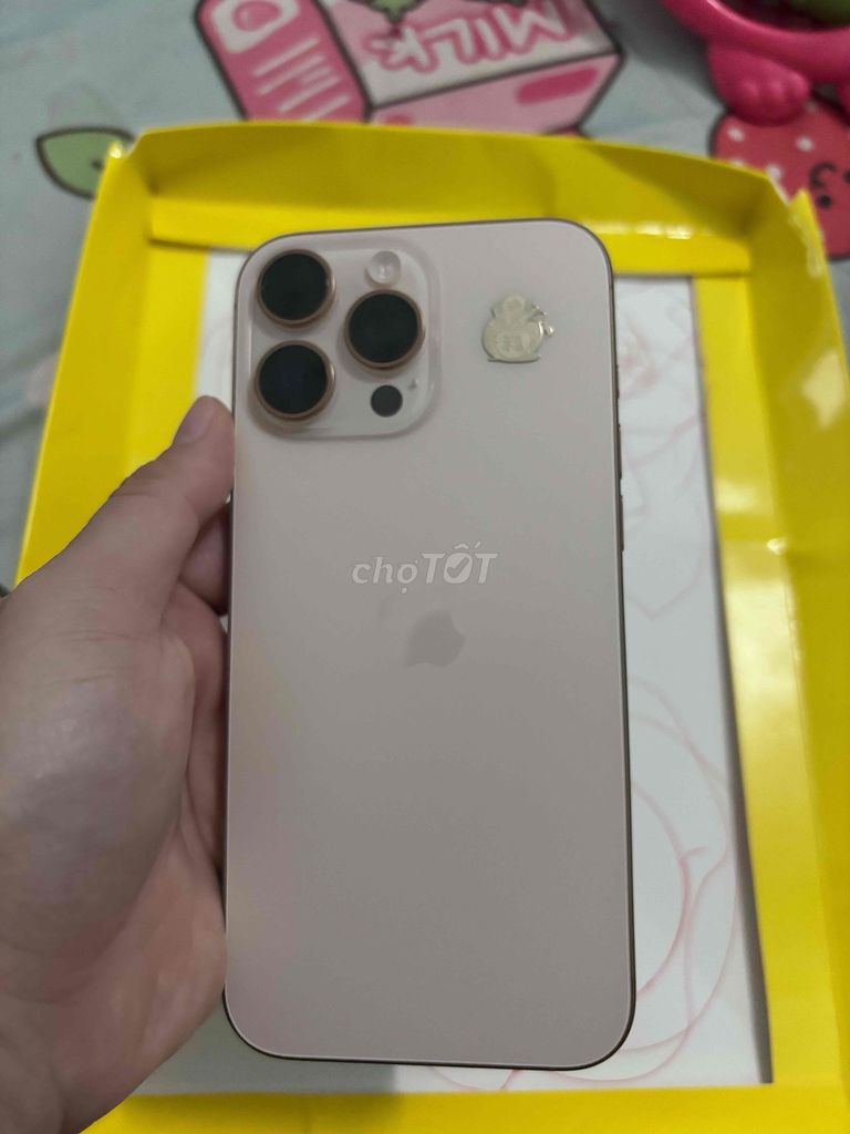 Apple 16 Pro Max 256GB Sa mạc VN/A. Mua bán Điện thoại tại Quận Bình Thuỷ Cần Thơ được đăng bởi Nguyễn Thanh Châu Khánh hình 1